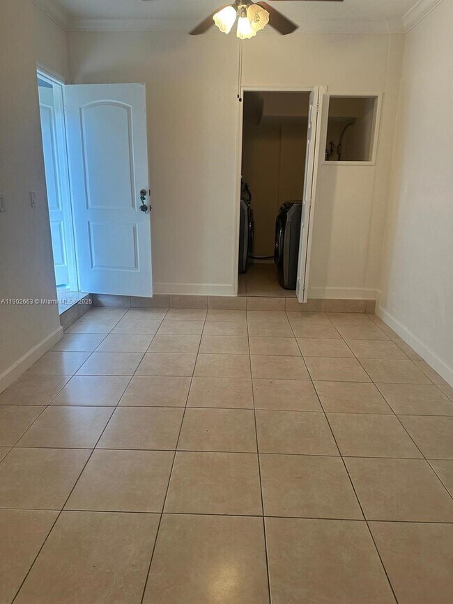 Building Photo - 14839 SW 9th Ln