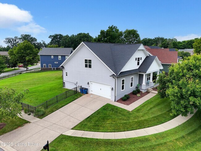 Building Photo - 825 Artisan Pkwy