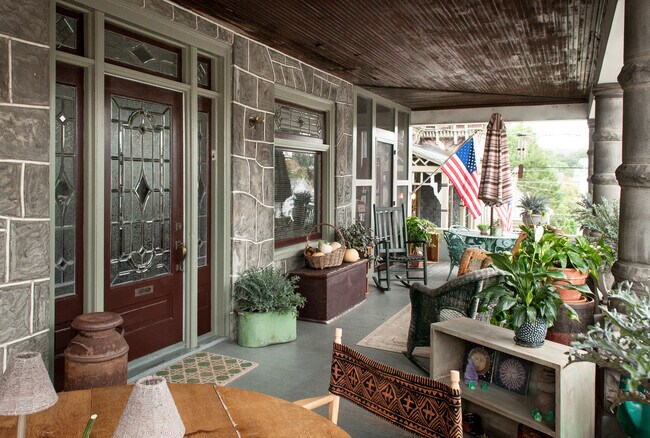 10' x 32' porch - 126 S Church St