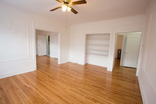 Floorplan - 5034-5046 S. Woodlawn Avenue