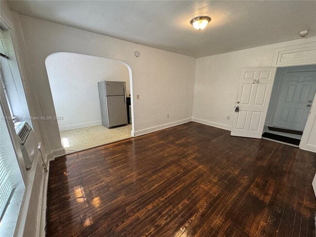 Primary Photo - 177 NE 50th St