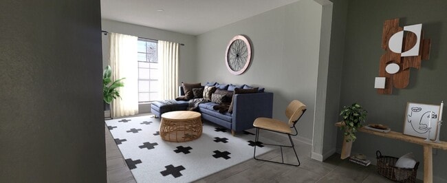 Building Photo - 2114 Shasta Dr