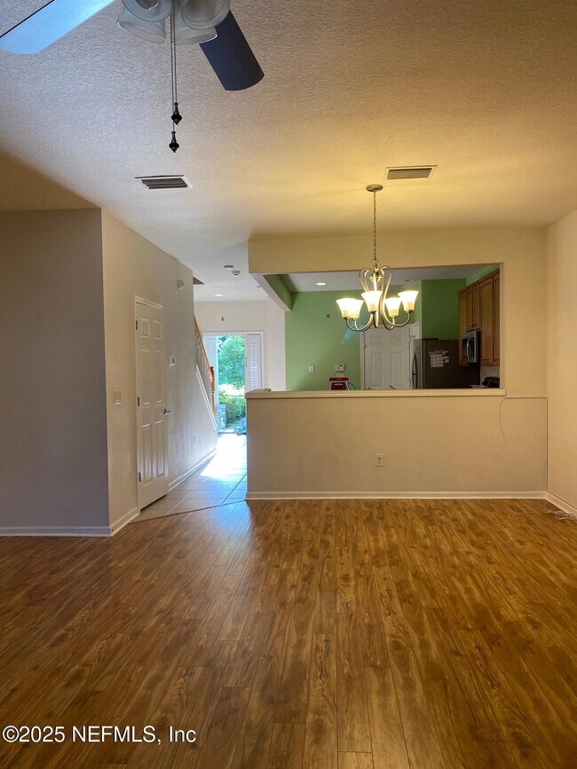 Building Photo - 4204 Crownwood Dr