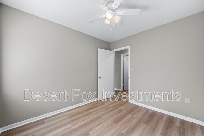 Building Photo - 101 N Ida Ln