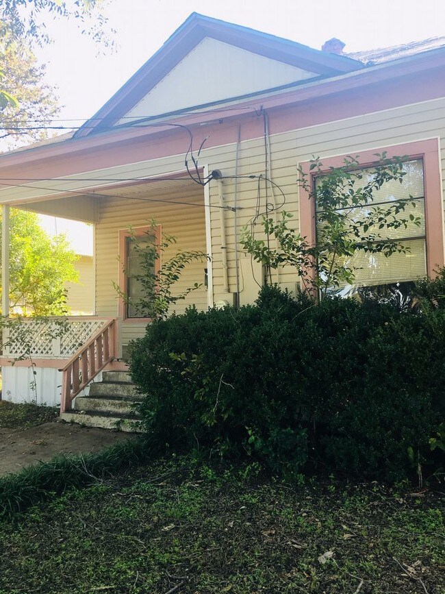 Building Photo - 1914 Webster