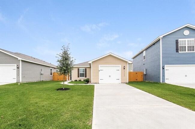 Primary Photo - 26420 Richter Dr
