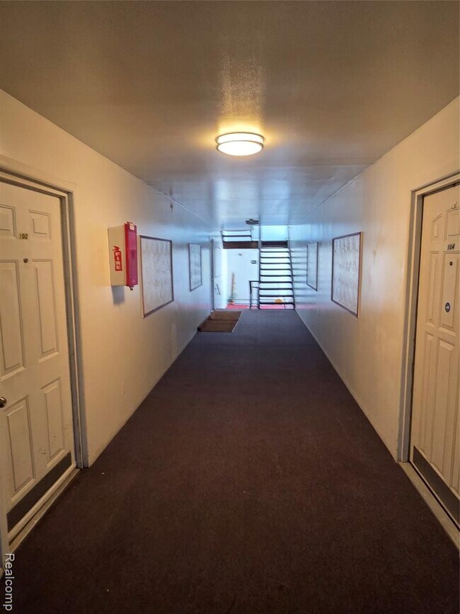 Building Photo - 19131 Lahser Rd