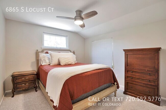 Building Photo - 6865 S Locust Ct