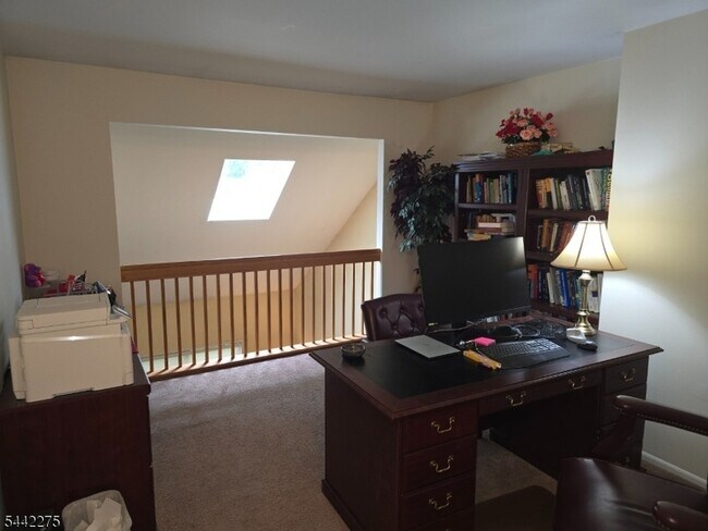 Building Photo - 41 Arbor Cir