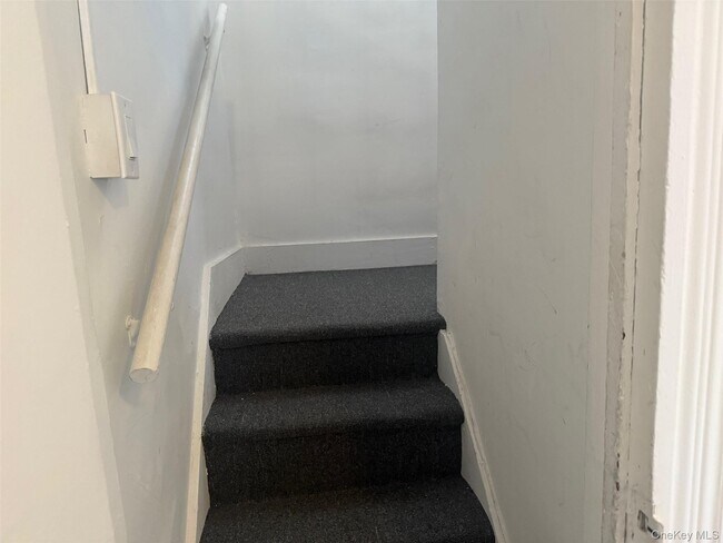 Building Photo - 49 Lake Ave