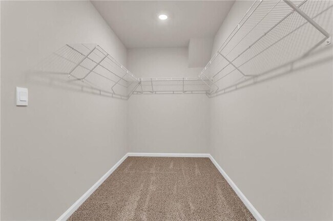Building Photo - 1645 Villageside Ct