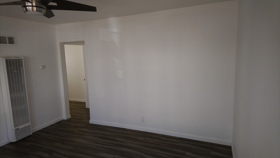 LIVING ROOM TO HALLWAY - 738 Hill St