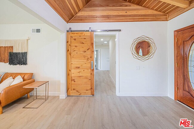 Building Photo - 2620 Sea Pine Ln