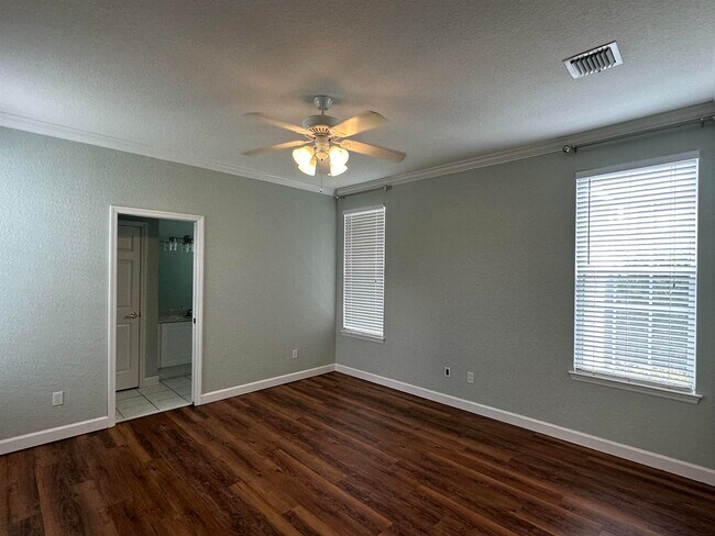 Building Photo - 3259 Newberry Blvd