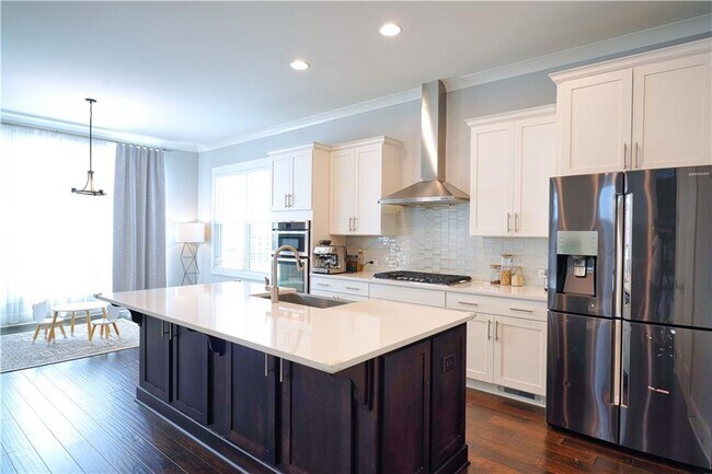 Building Photo - 6030 Richwood Cir