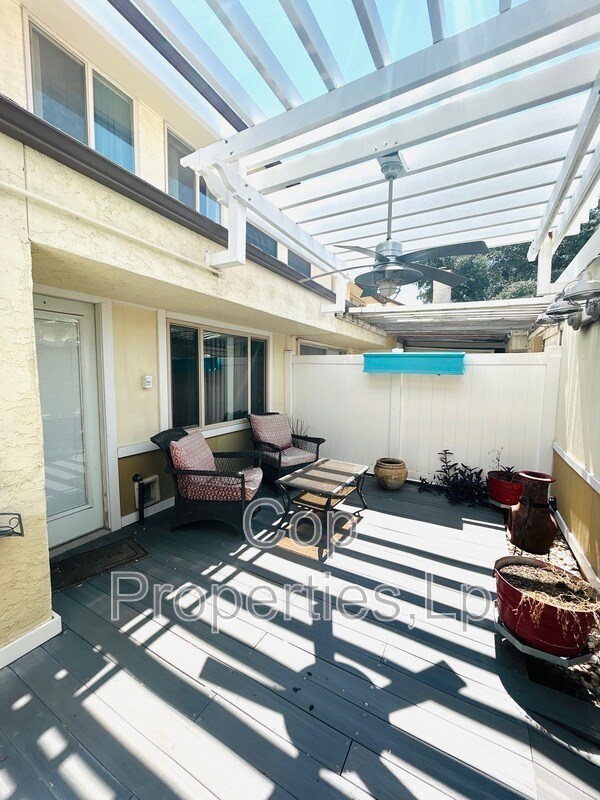 Building Photo - 7123 Thrush View Ln