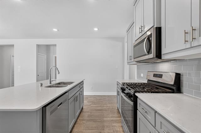 Building Photo - 1205 Lavinola Ln