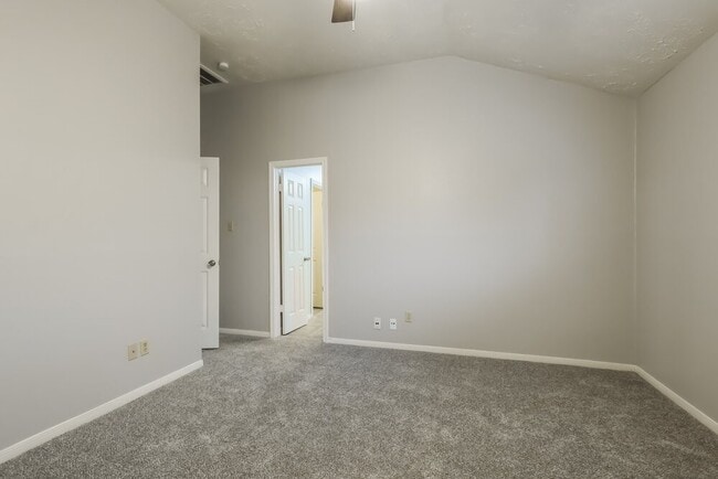 Building Photo - 1010 Hickory Post Ct