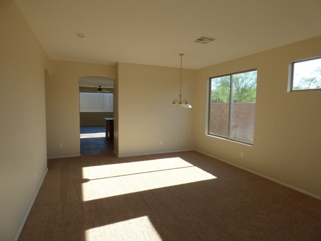 Building Photo - New carpet....great house for the money in Estrella Mountain Ranch!