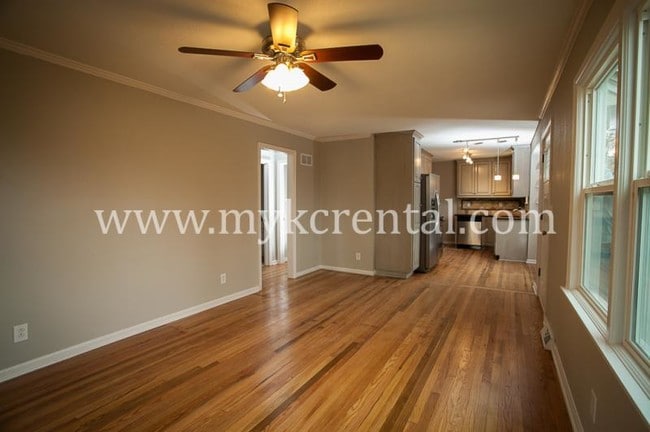 Building Photo - 4944 Juniper Dr