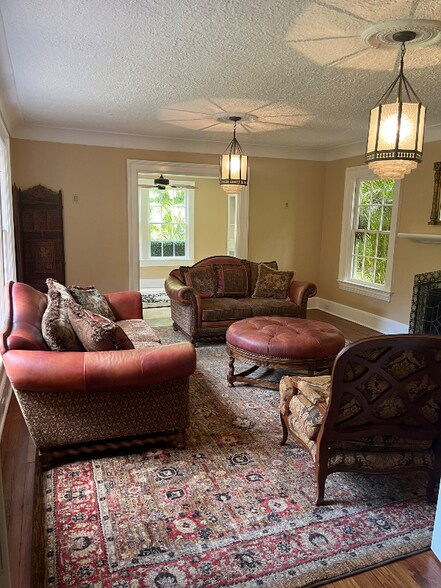 Building Photo - 115 Prospect Ave