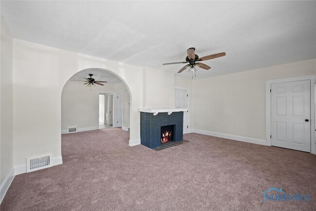 Building Photo - 316 Morrison Dr