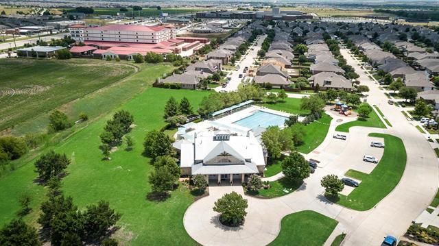 Building Photo - 800 Bird Creek Dr