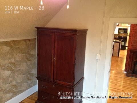 Building Photo - 116 W Maple-2B