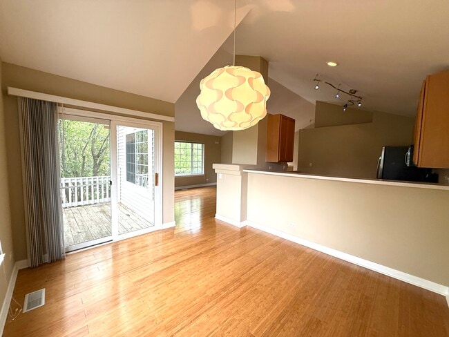 Building Photo - 2419 Oakfield Ct