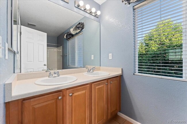 Building Photo - 9811 Marmot Ridge Cir