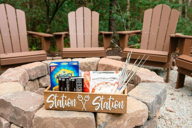 Building Photo - 357 Wilfar Strasse