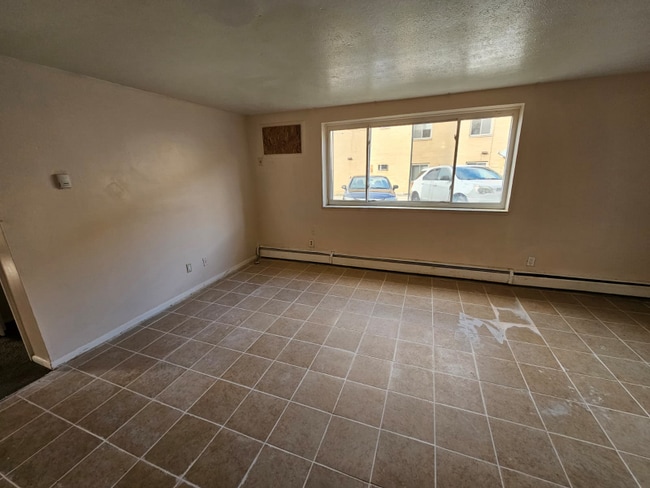 Building Photo - 1885 Taylor Rd