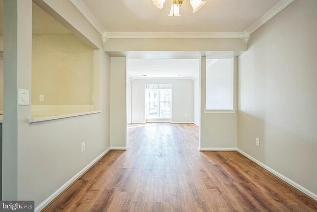 Building Photo - 14801 Basingstoke Loop