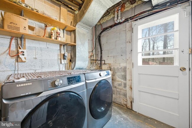 Building Photo - 12912 Princeleigh St