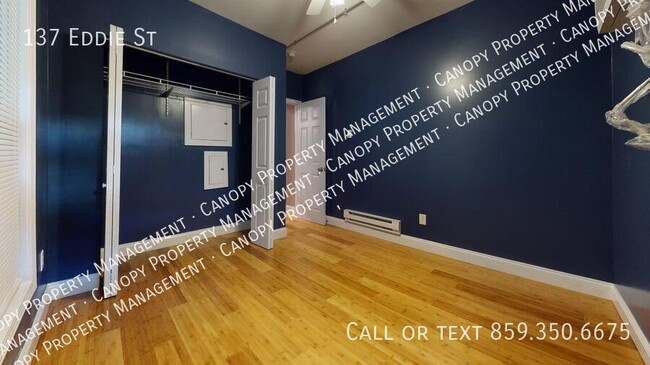 Building Photo - 137 Eddie St