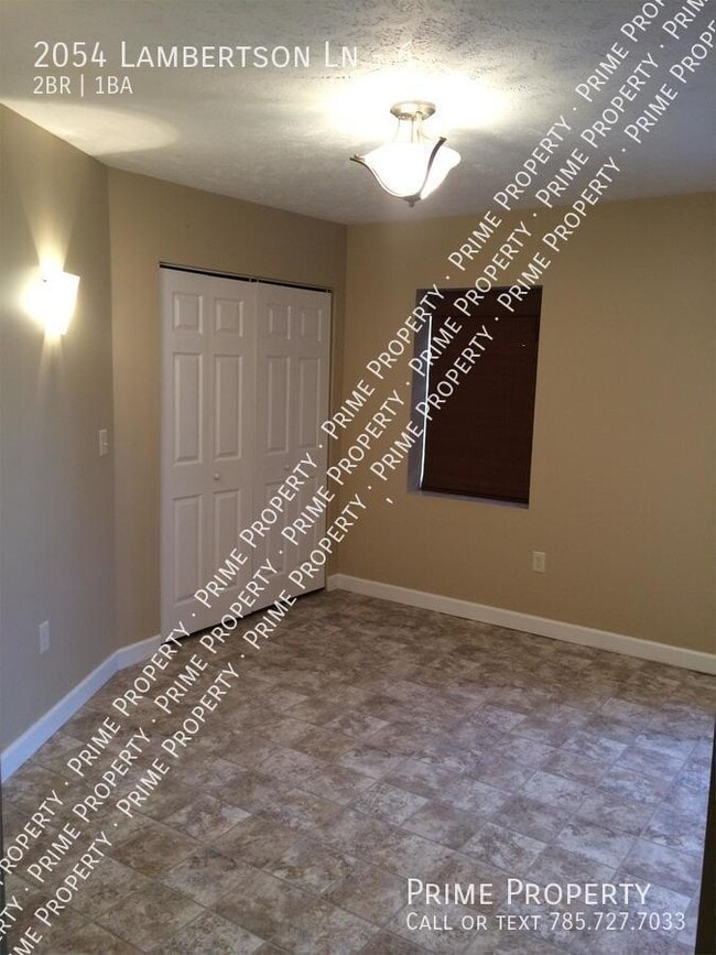 Building Photo - 2054 Lambertson Ln