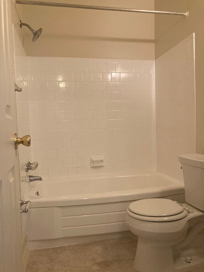 Bathroom - 620 6th Ave