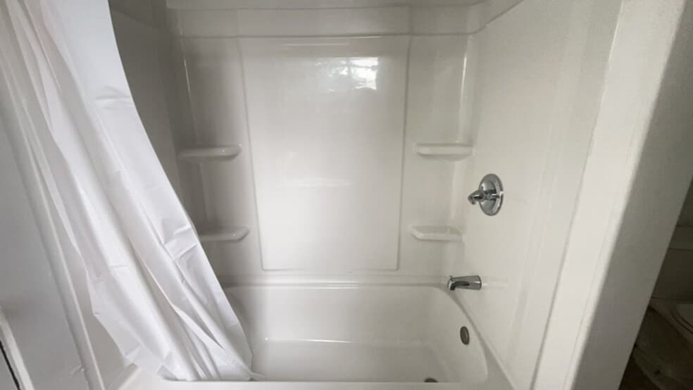 Building Photo - 1018-1024 Brown Street