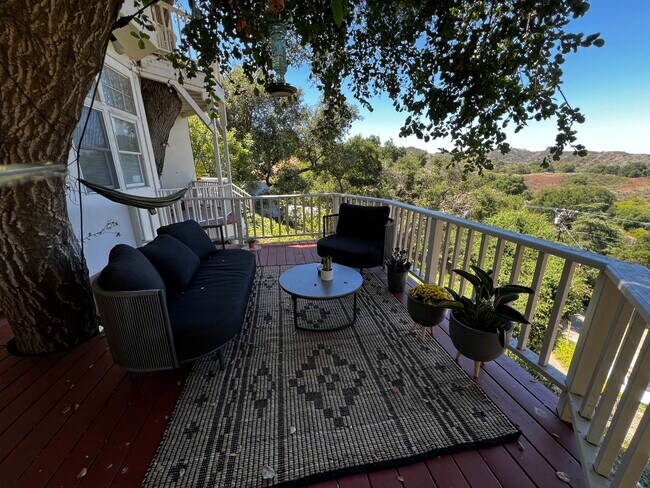 Building Photo - 21980 Alta Dr