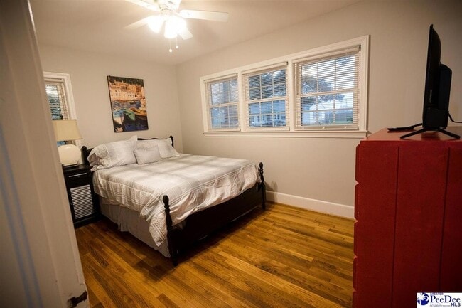 Building Photo - 150 Central Dr