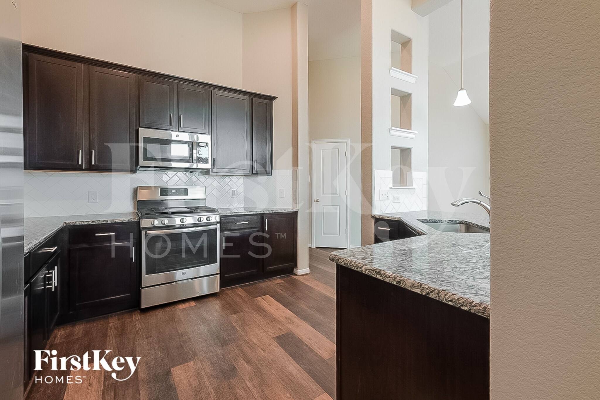 Building Photo - 12524 Jetty Cv