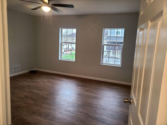 Building Photo - 411 1st St