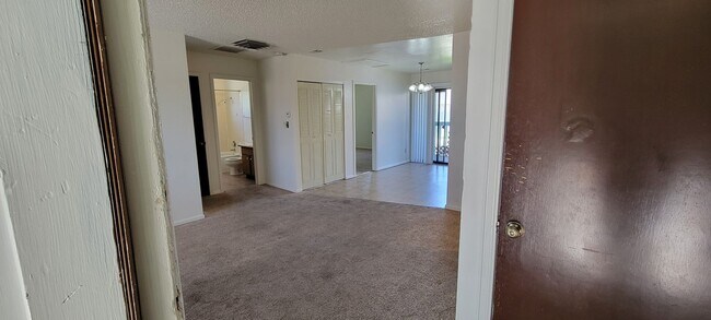 Building Photo - Upper Unit in Fruita