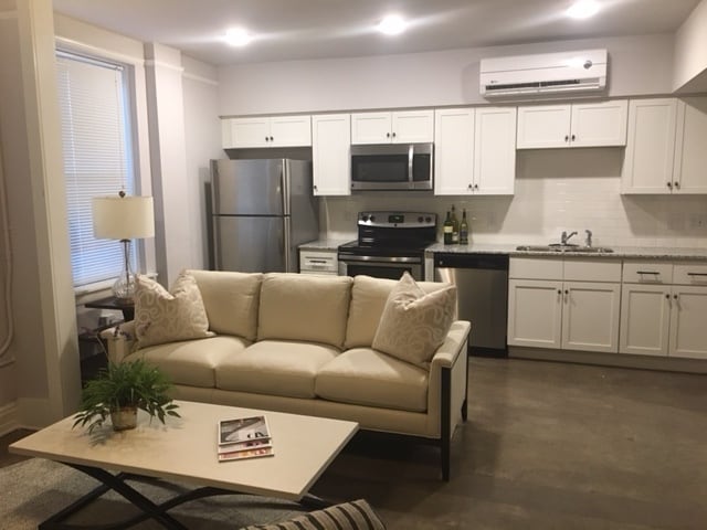 Interior Photo - The View at Hotel Concord