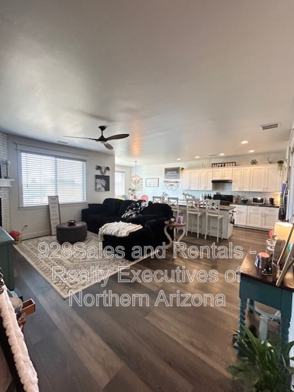 Building Photo - 11811 Pegasus Rd