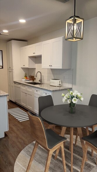Every Amenity! - Porter Plaza Apartments