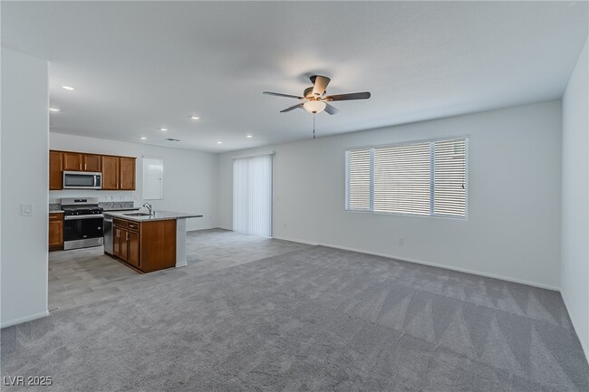 Building Photo - 7341 Legacy Pt St