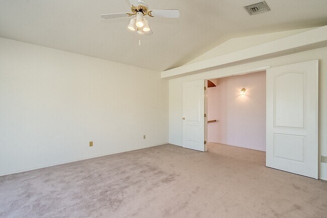 Building Photo - 5631 N Paseo Otono