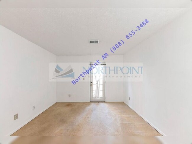 Building Photo - 309 Countryside Pl