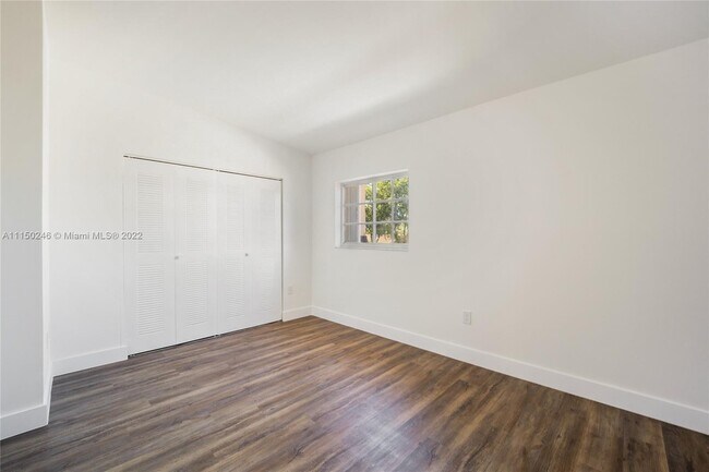 Building Photo - 6806 NW 166th Terrace